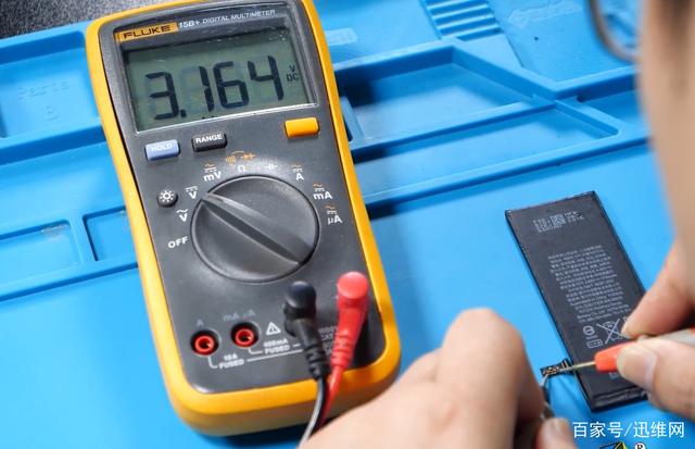 最新の会社ニュース 早く電池を活性化させる方法です! 久しぶりに消えた携帯電話の電池が成功裏に復活しました.  4