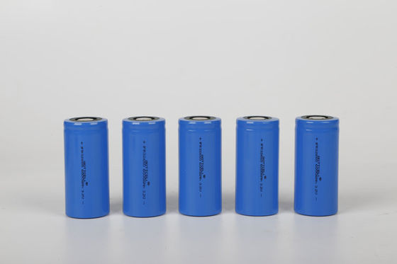 32650 3.2V Lifepo4 シリンダー リチウムバッテリー 5000mah 6000mah リイオンセル