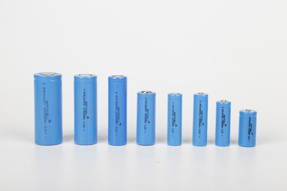 3.7V 18650 リオン電池 3000mAh 0.5C 放電率 45g 重量