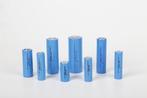 ディープサイクルの太陽電池 リイオン18650 バッテリー3.7V リチャージ可能なLFPライフポ4セル 太陽光発電