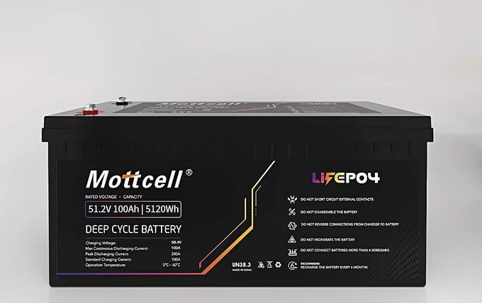 電気フォークリフトと太陽光発電のための48V100Ahの産業用リチウム電池 3